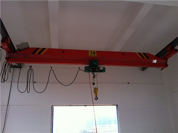电动单梁悬挂式起